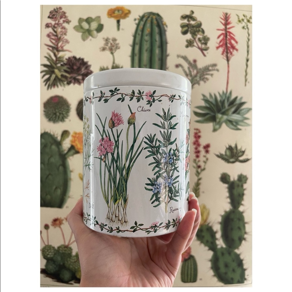 [VTG] Herb Tin